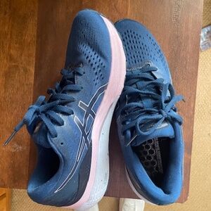 Asics Gel-Kayano Running/Walking Shoe